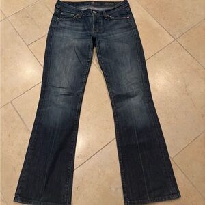 7 for all mankind medium wash jeans size 26